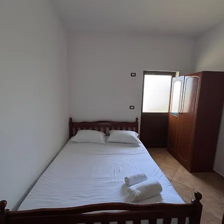 Apartment Gega Kici *